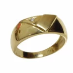 14 karaat cachet ring met diamant