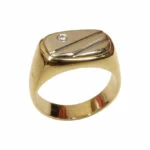 Christian bicolor gouden cachet ring met diamant Christian bicolor gouden cachet ring met diamant