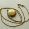 14 karaat gouden collier met medaillon