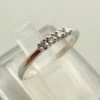 Wit gouden 14 karaat ring met diamant