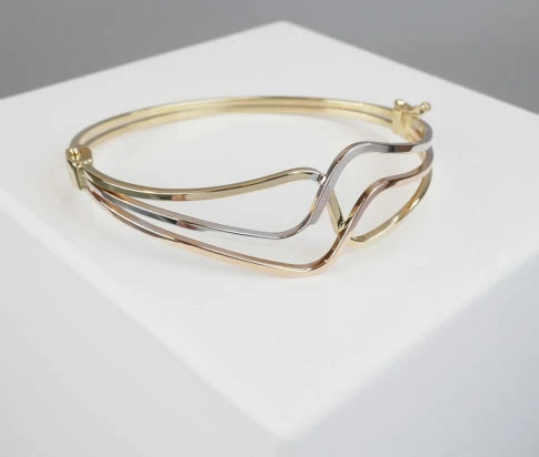 Tricolor Christian gouden slavenarmband