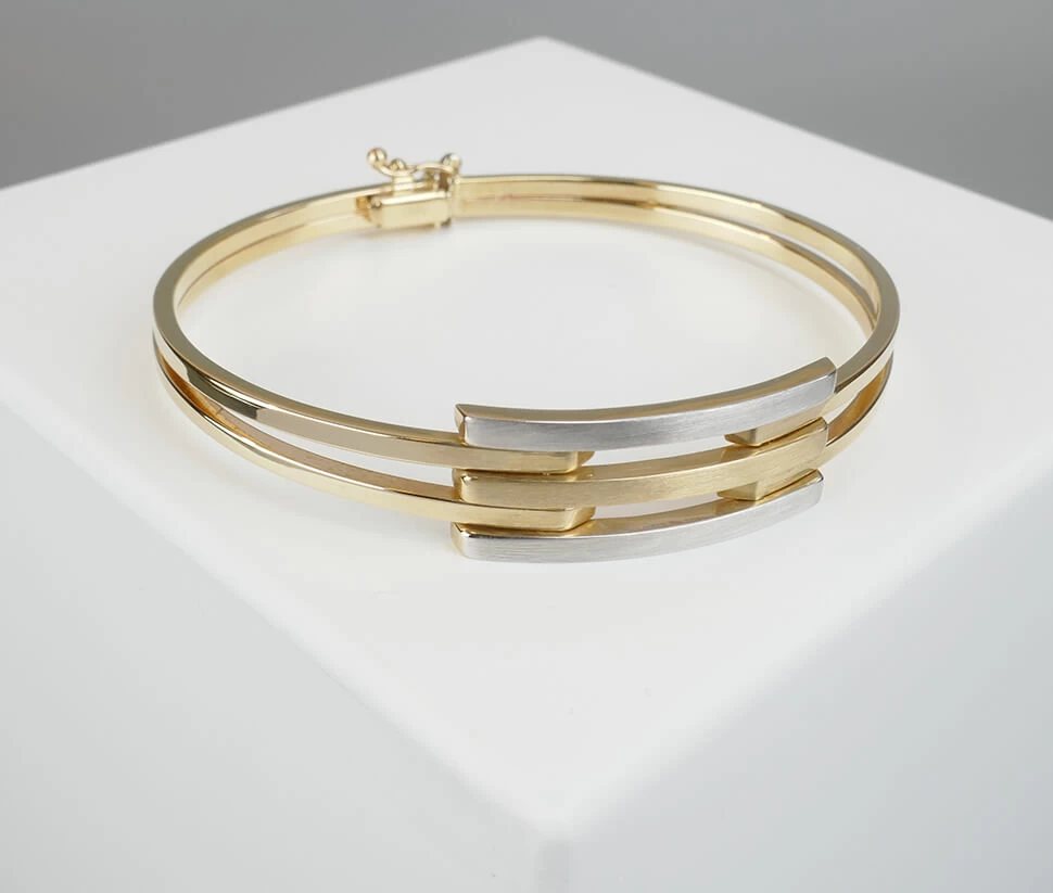 Wit en geel gouden Christian scharnier armband