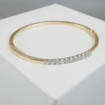 Goud Christian slavenarmband met diamanten Goud Christian slavenarmband met diamanten