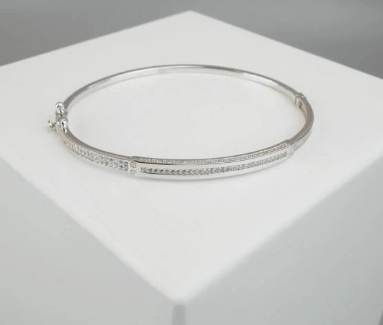 Wit goud slavenarmband met zirkonia