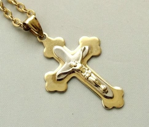 Gouden collier met bicolor kruis