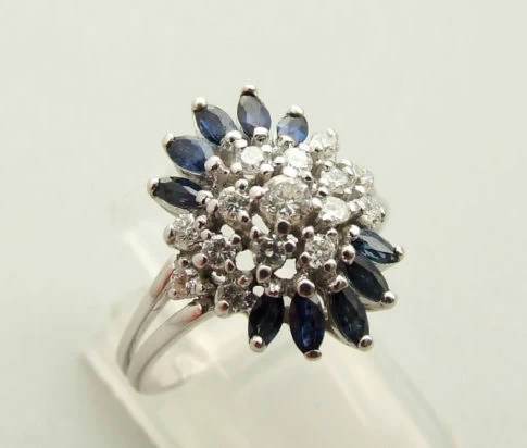 Gouden diamanten ring met saffier