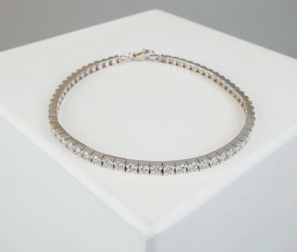 Christian wit goud zirkonia armband