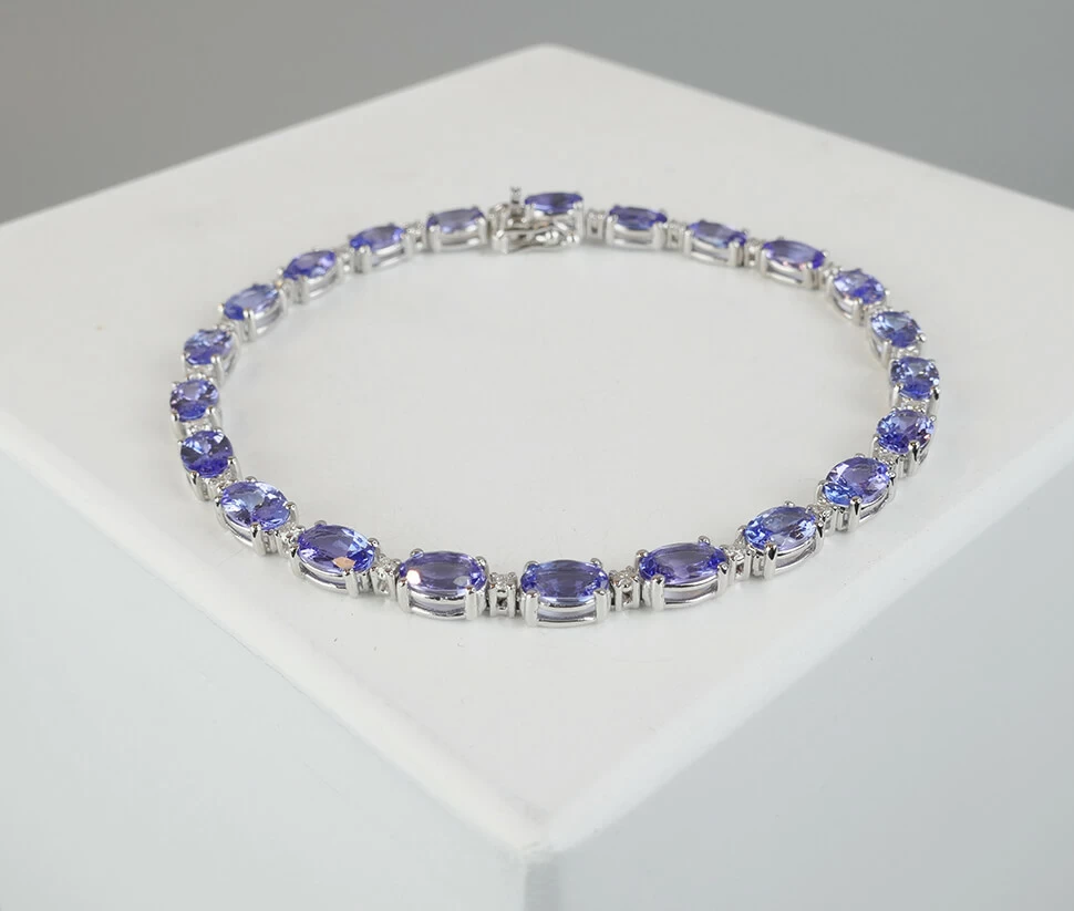 Christian tanzaniet armband