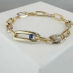 Bicolor gouden armband met saffier